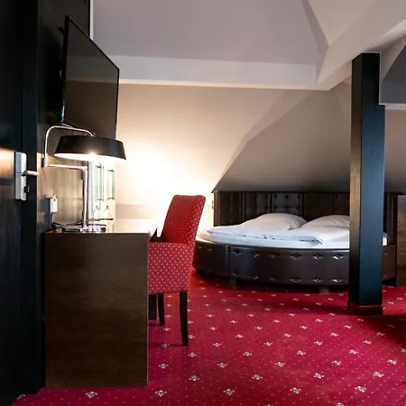 Pucci Baerengarten Stadthotel Hotel 3*